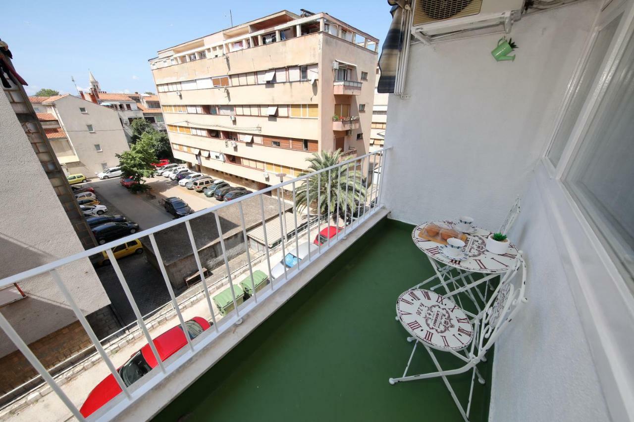 Apartman Lana In City Centre With Garage ซาดาร์ ภายนอก รูปภาพ